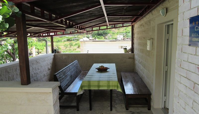 house on brac island (8)