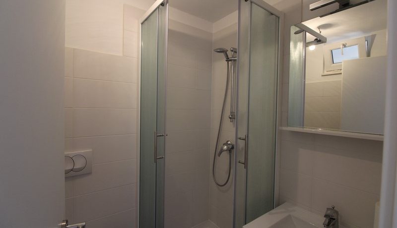 splitska, first row (6)