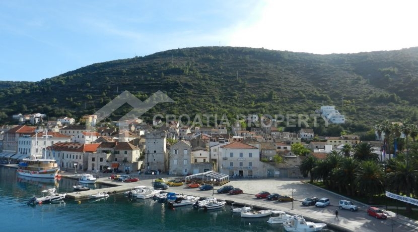 stone house for sale Vis (1)