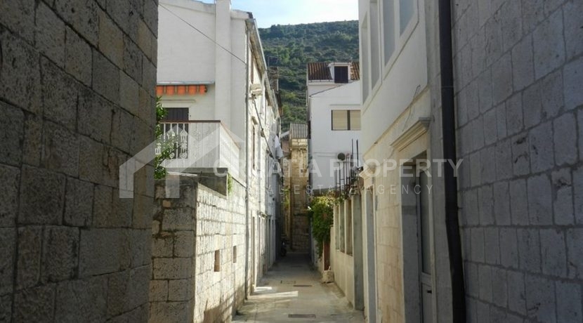 stone house for sale Vis (13)