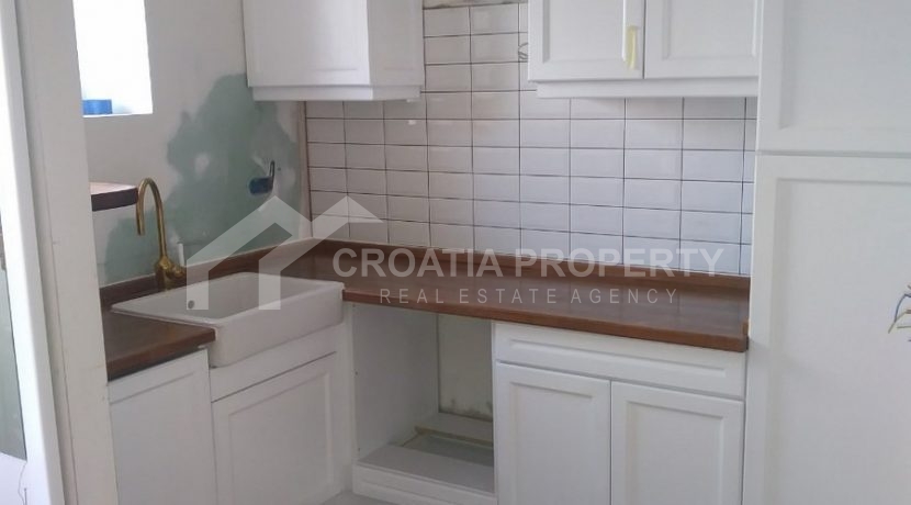 stone house for sale Vis (2)