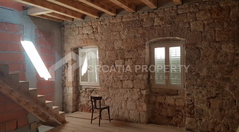 stone house for sale Vis (3)