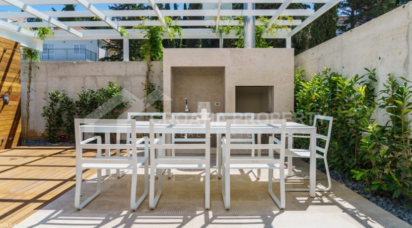 vila for sale sutivan brac island (1)