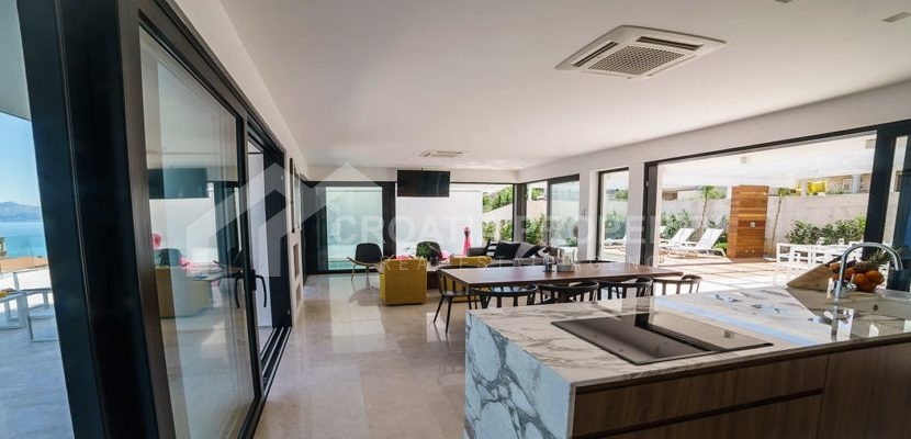 vila for sale sutivan brac island (13)