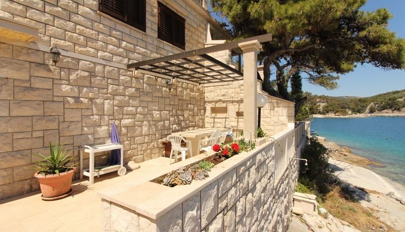 hous in first row,Brac,beautiful see view 1 (11)