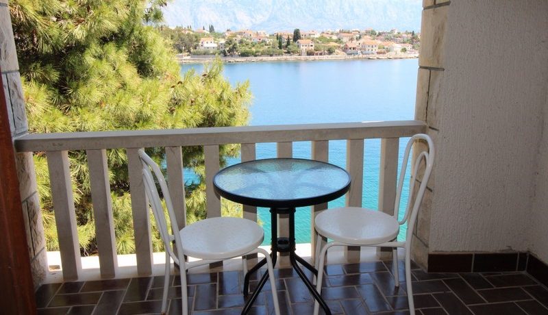 hous in first row,Brac,beautiful see view 1 (18)