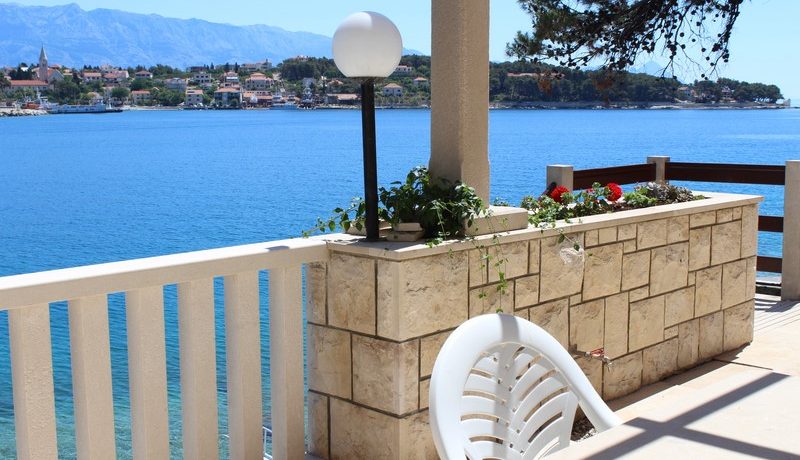 hous in first row,Brac,beautiful see view 1 (6)