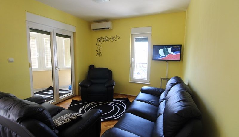 Furnished apartment near old town Trogir