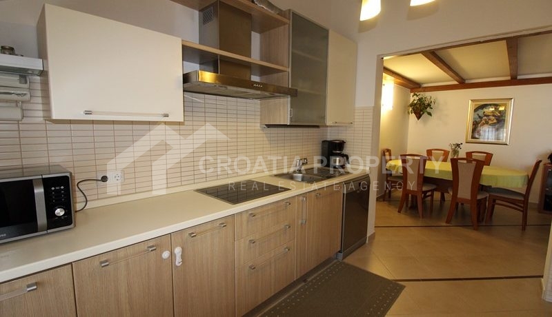 apartment in the centre of Trogir (4)