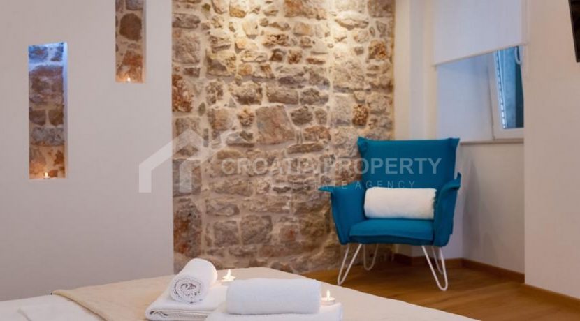 renovated stone house (13)