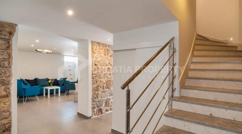 renovated stone house (3)