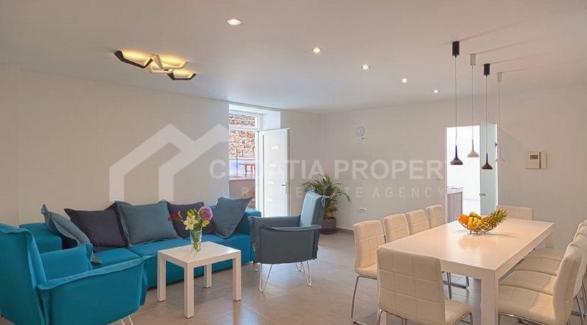 renovated stone house (4)