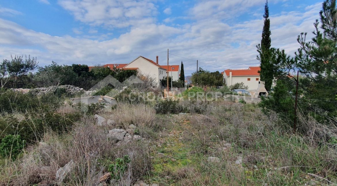 Supetar plot - 2151 - photo (3)