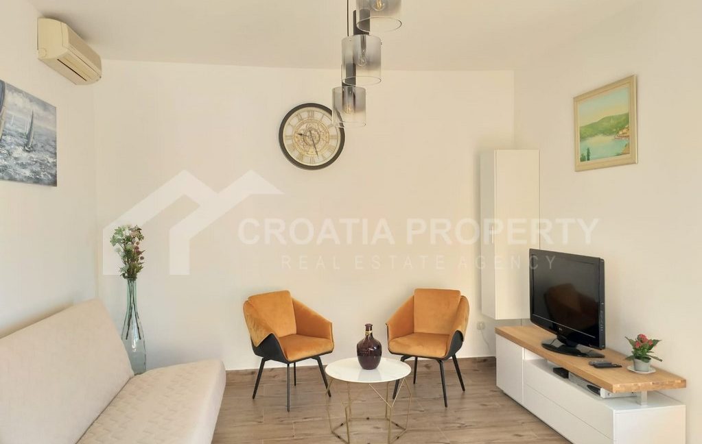 Selca villa with pool (3)