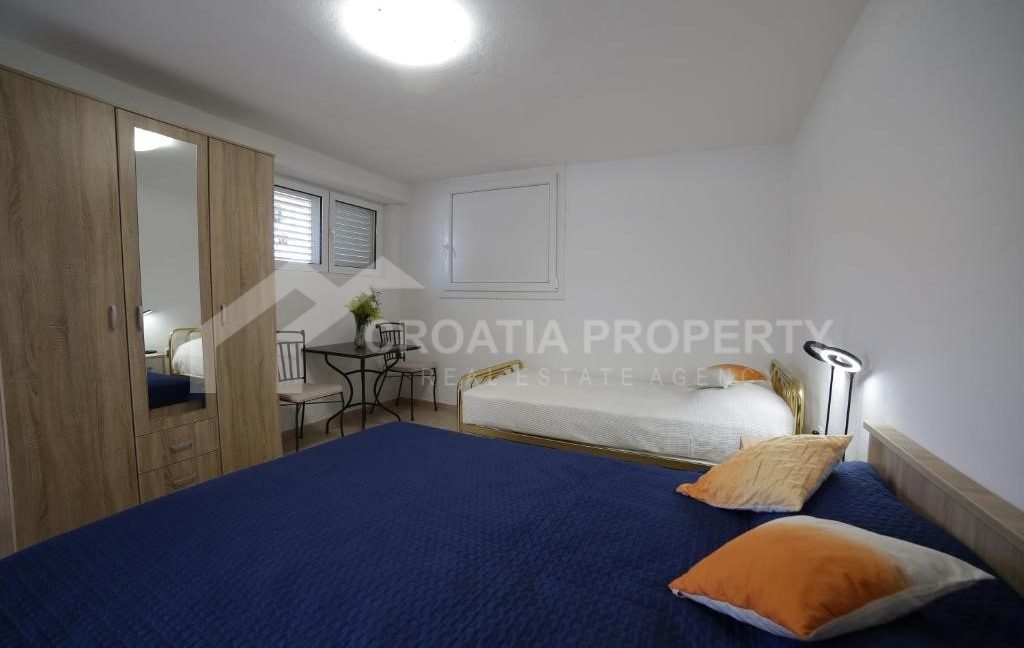 apartment house supetar (12)