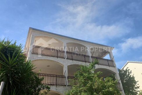 house sale on Ciovo - 2353 - house (1)