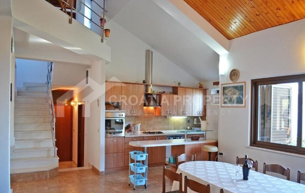 spacious house for sale Ciovo (3)
