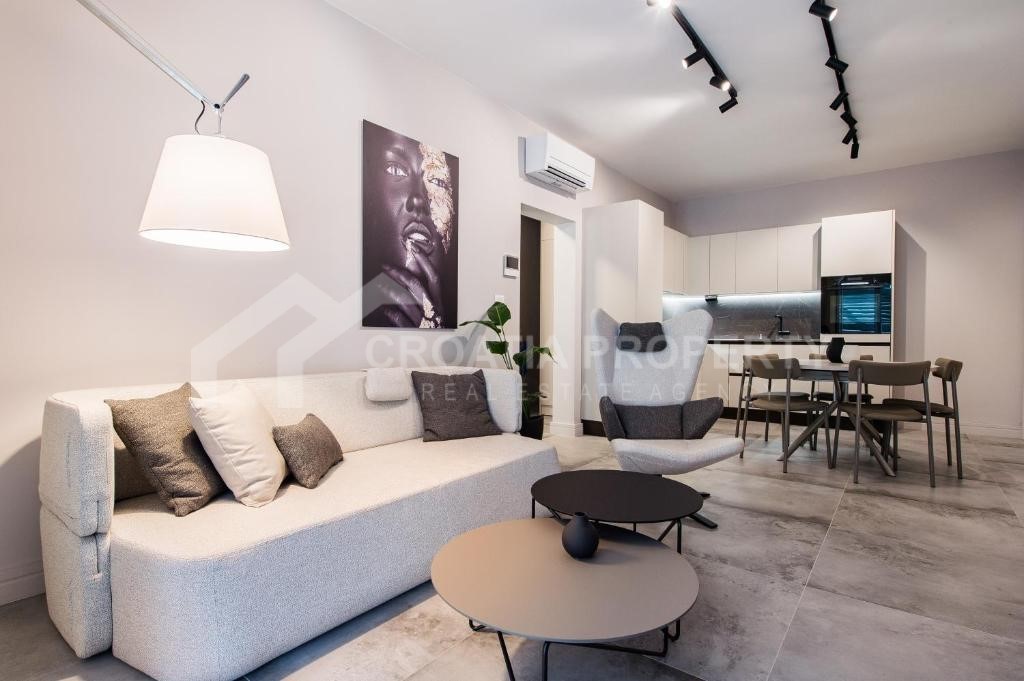 Fantastic furnished apartment Strozanac near Split