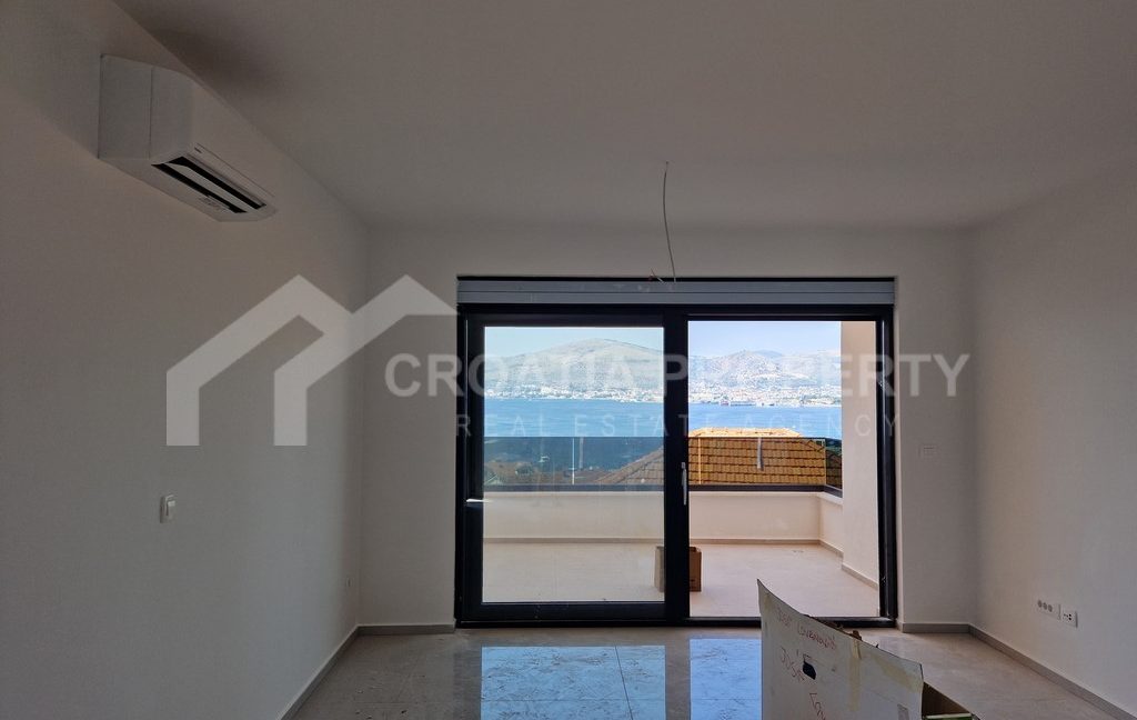New penthouse apartment on Ciovo - 2460 - photo (7)