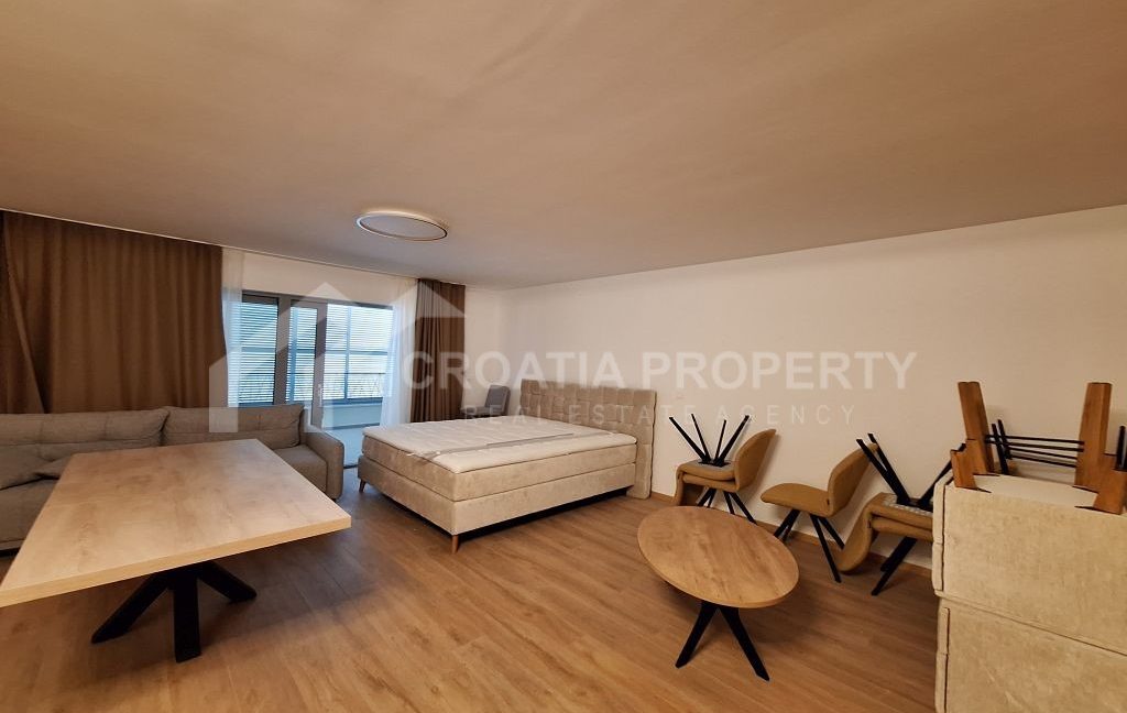 luxurious penthouse near the sea baska voda (4)