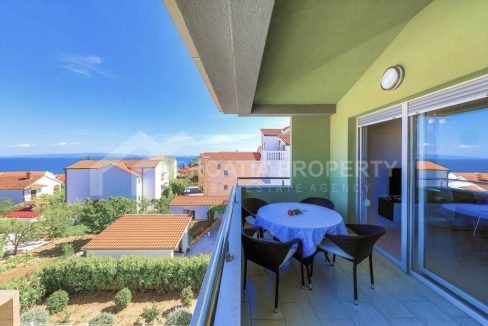 sale of an apartment on Ciovo - 2478 - sea view (0)