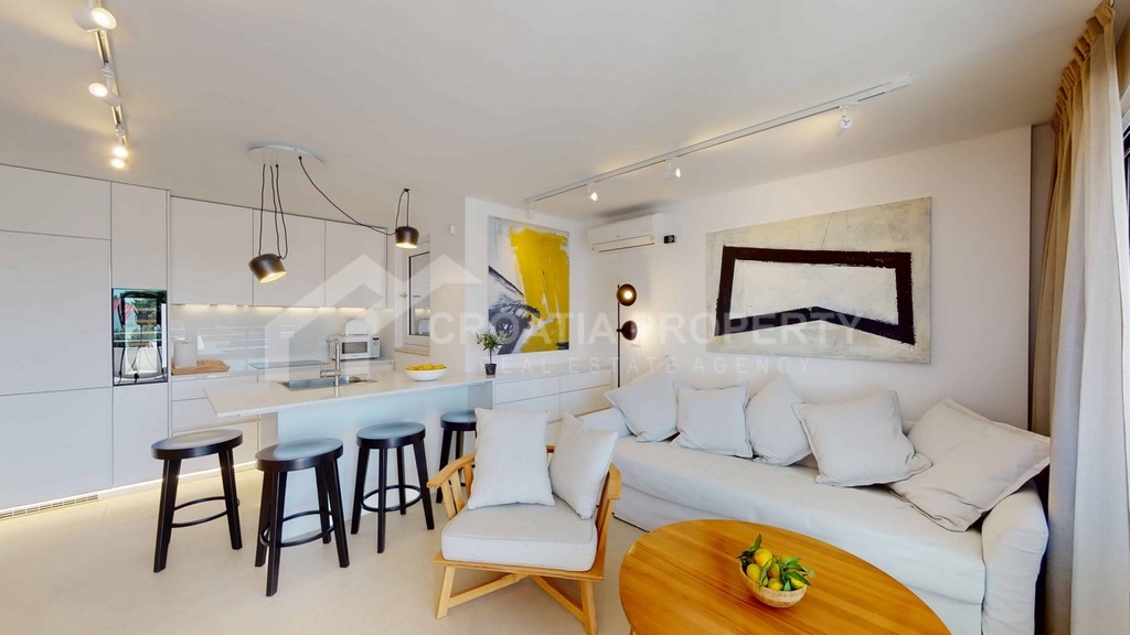 excellent furnished apartment Komiža (6)