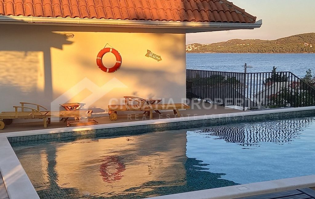 superb new villa near Trogir - 2592 - photo (5)