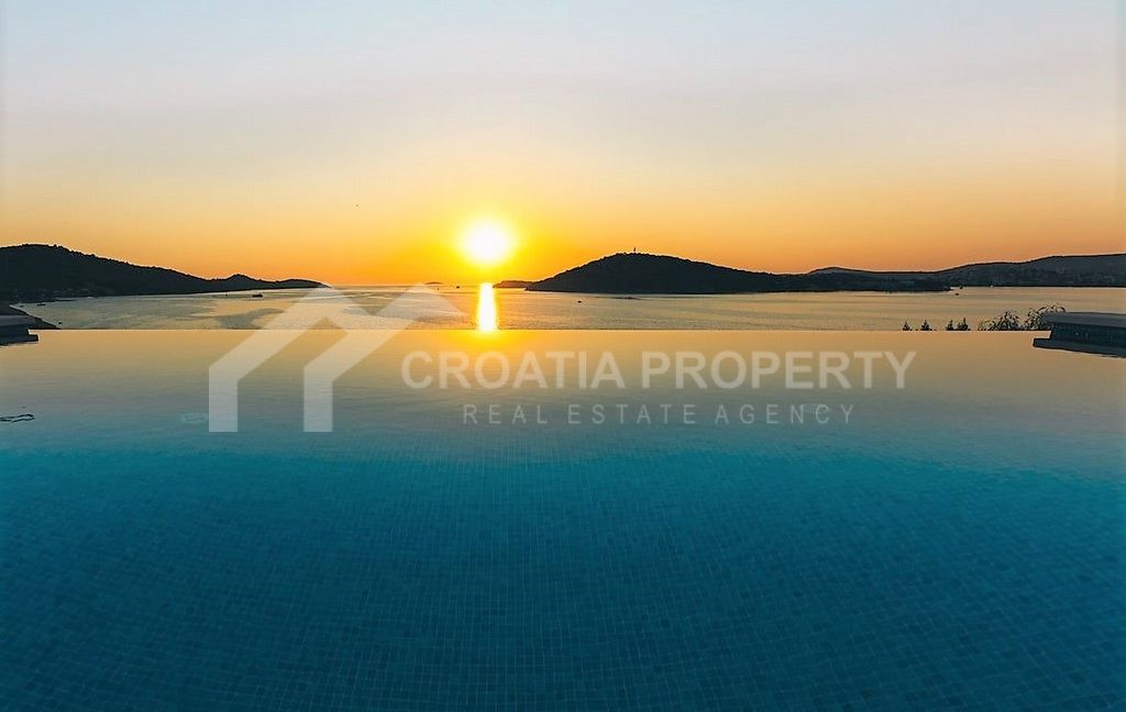 breathtaking villa for sale Rogoznica - 2612 - photo (17)