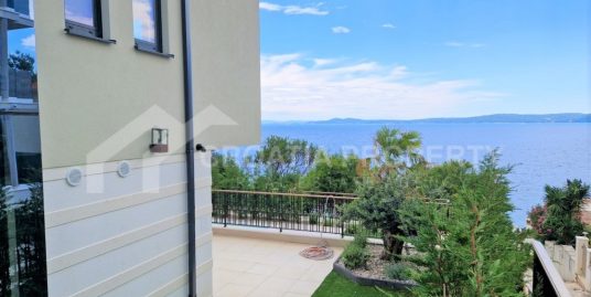 Second-row luxury villa for sale Ciovo