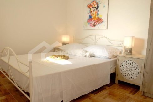 furnished apartments near the sea Hvar - 2651 - bedroom (1)