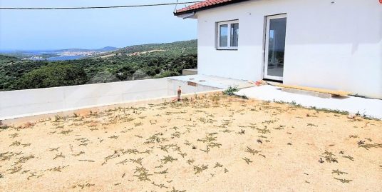 New house with a panoramic view near Rogoznica