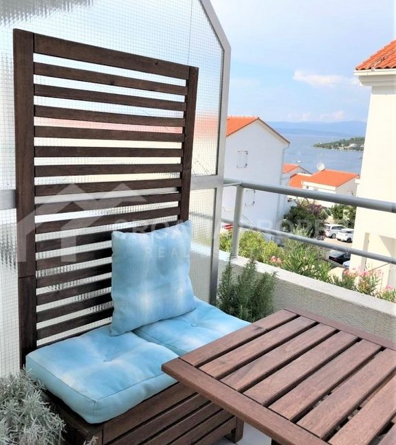 two-bedroom apartment on Šolta (13)