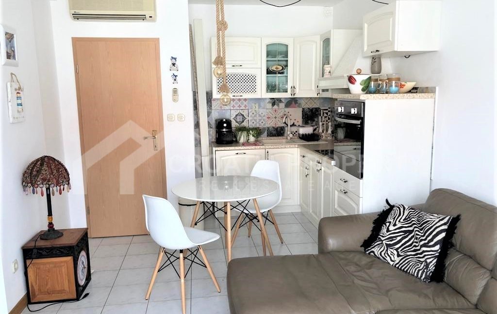 two-bedroom apartment on Šolta (2)