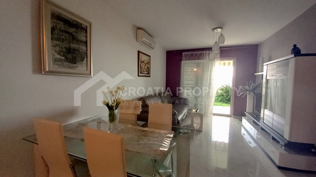 furnished apartment for sale Brela - 2705 - photo (3)