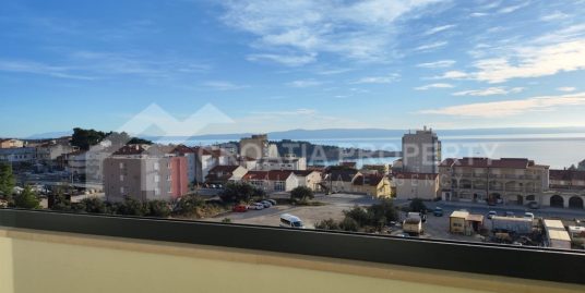 Furnished apartment with sea view, Makarska