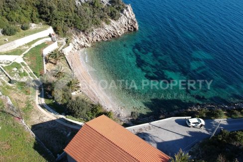 seafront house for sale Peljesac - 2856 - seafront house (1)