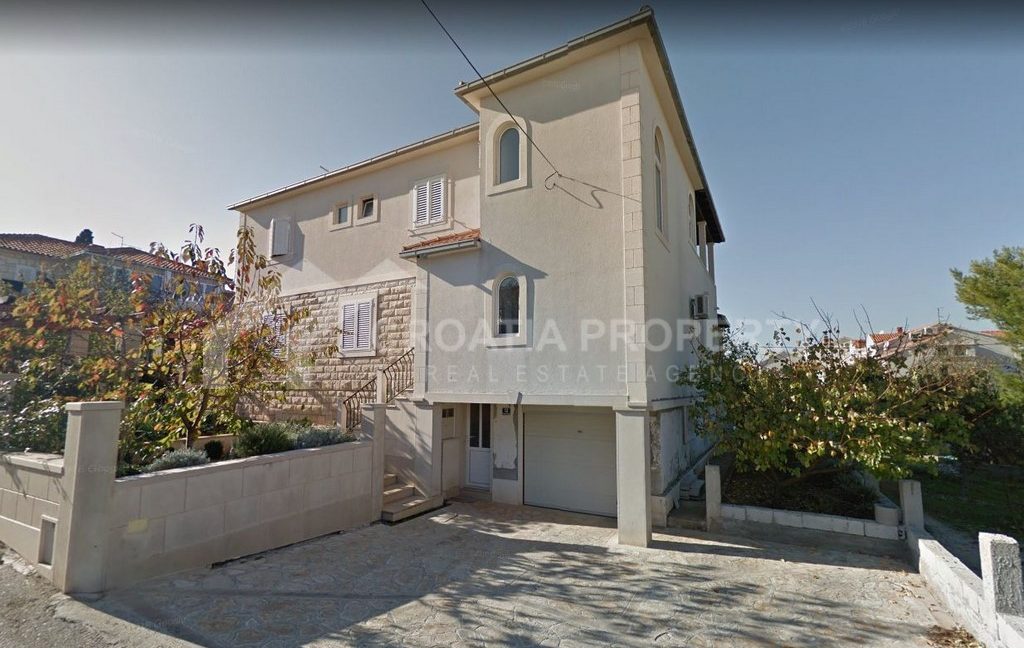 house in Supetar for sale (1)