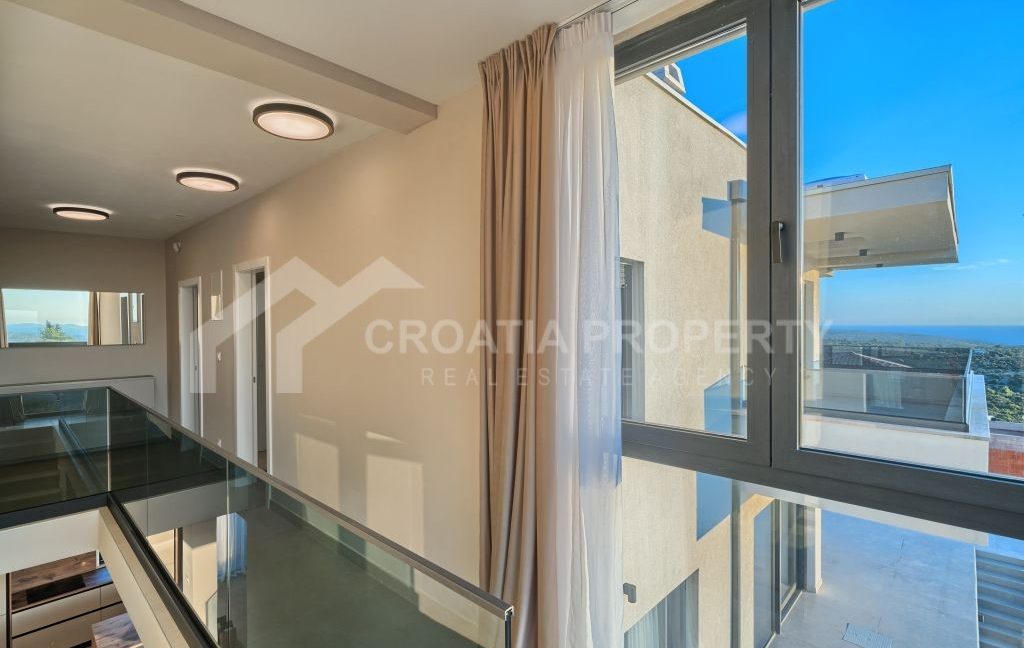 panoramic views villa primosten (12)
