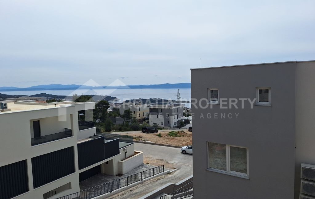 apartment sea and city view makarska - 3229 (8)