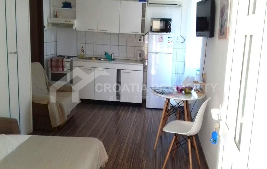 detached apartment house rogoznica (2)