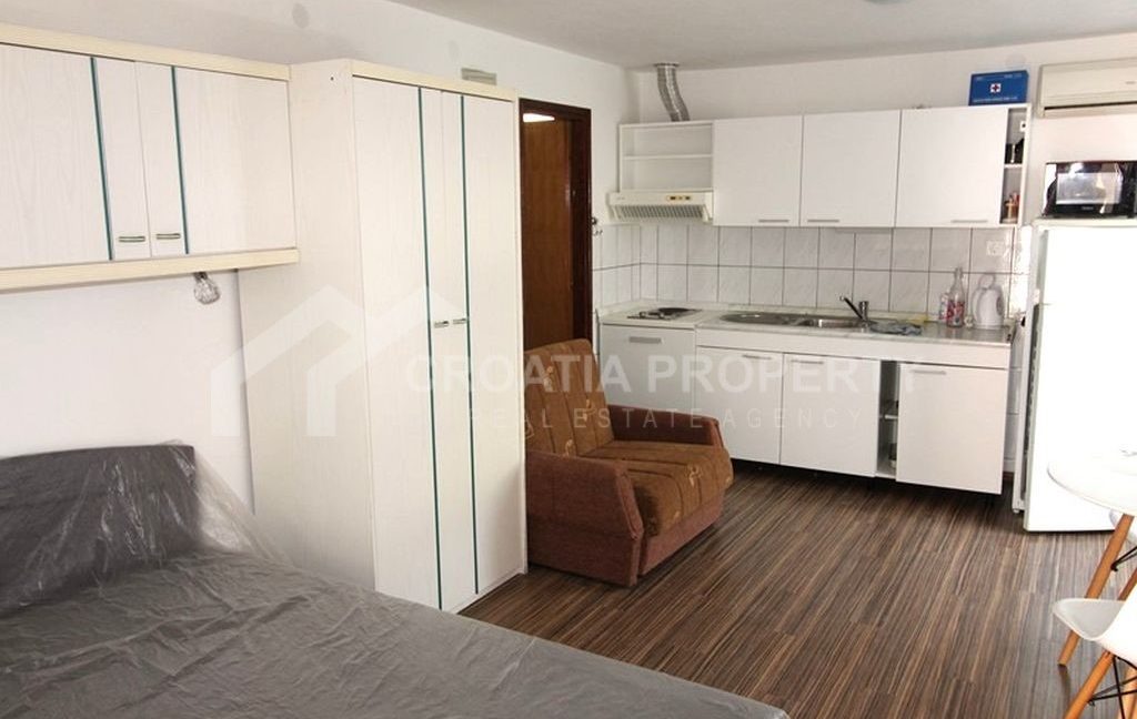 detached apartment house rogoznica (5)