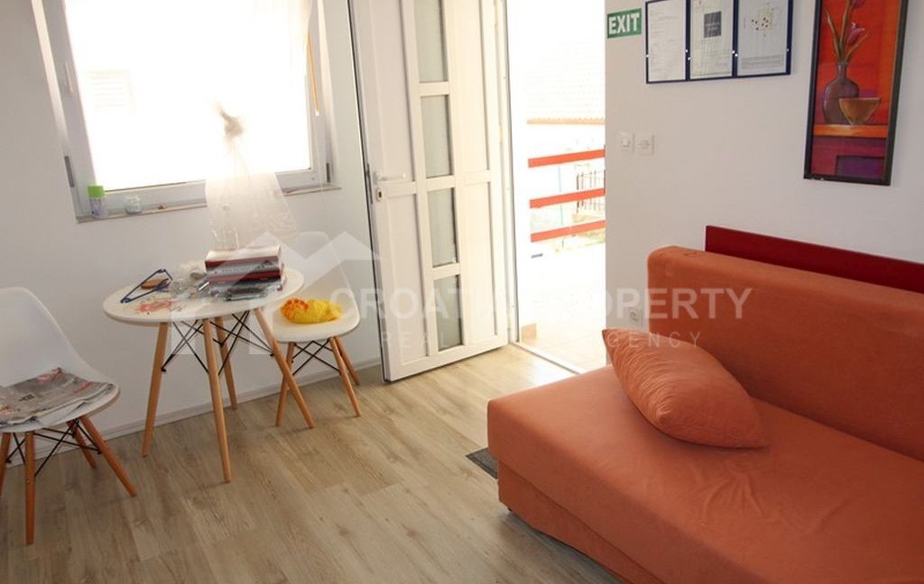 detached apartment house rogoznica (8)