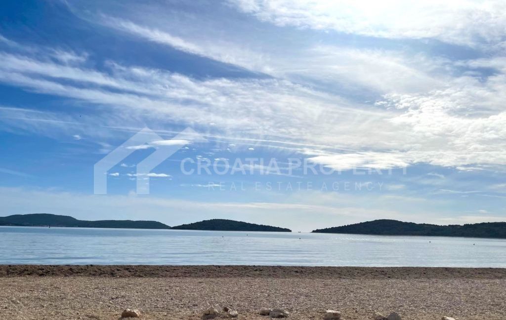 modern new semi-detched house srima (10)