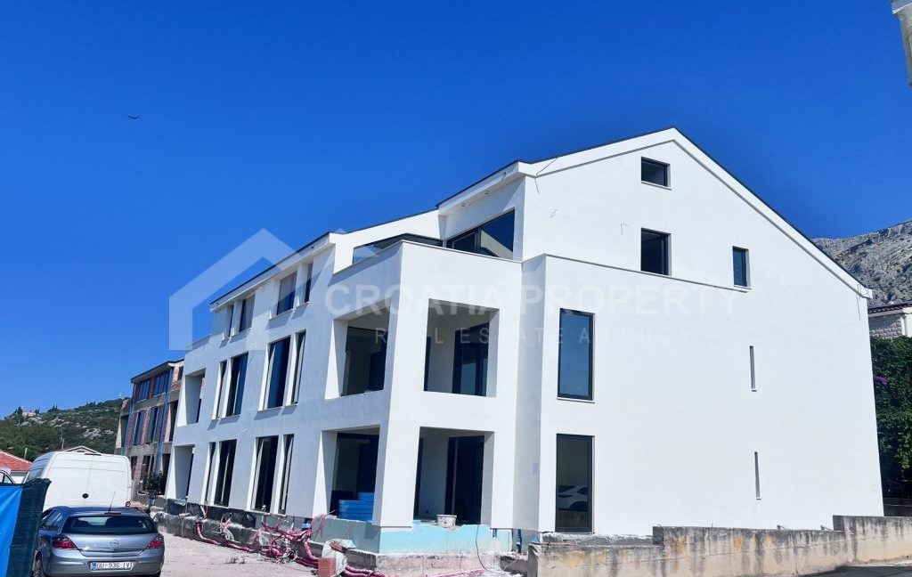 new apartment with garden orebic (1)