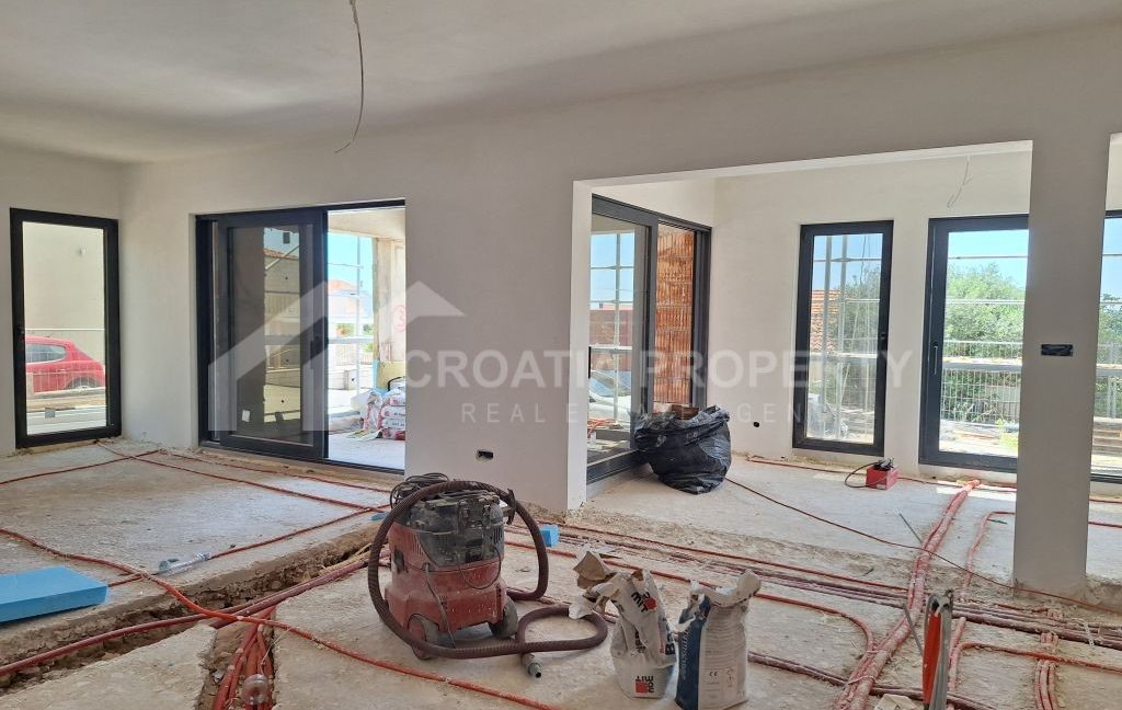 new apartment with garden orebic (3)