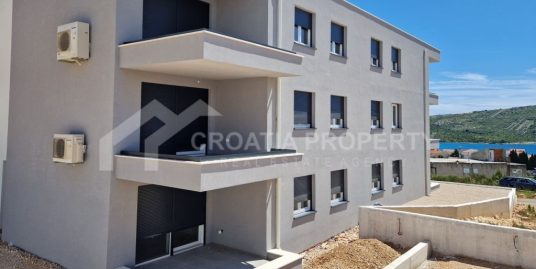 New first-floor apartment Primosten