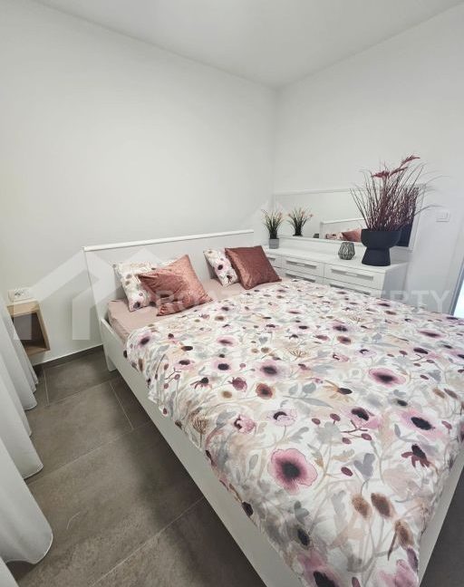modern two-bedroom apartment ciovo - 3352 (5)