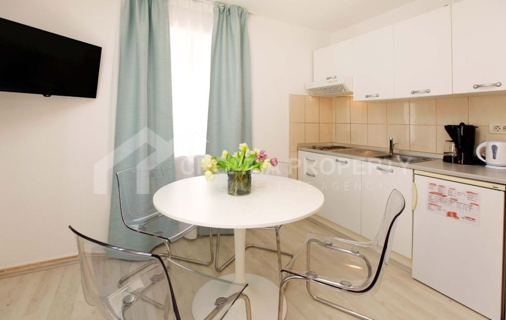 renovated stone house brac (1)