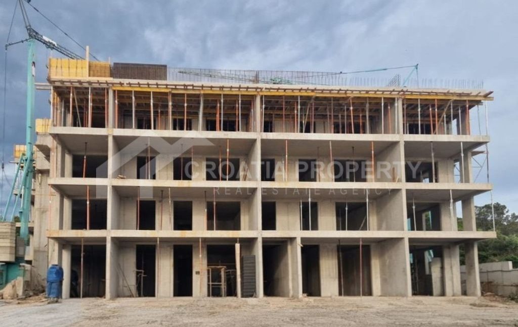 new first floor apartment ciovo (1)