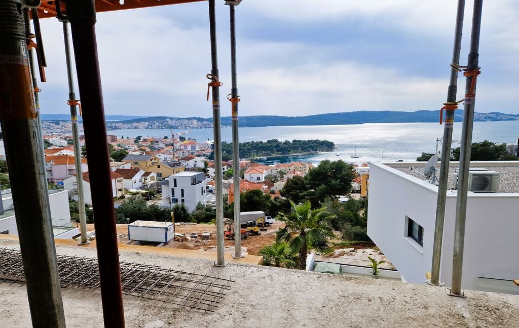 new second floor apartment ciovo (9)